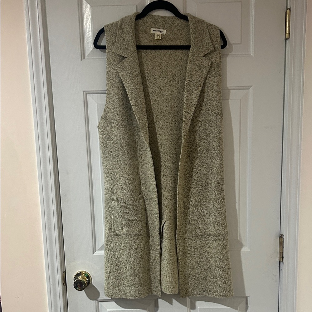Monteau Sleeveless Sweater